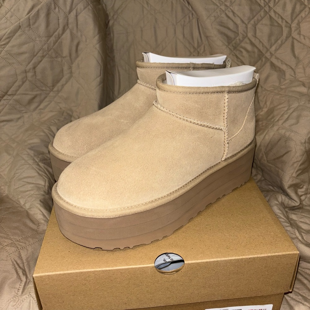 UGG ULTRA MINI PLATFORM BOOTS - SAND [NWT]